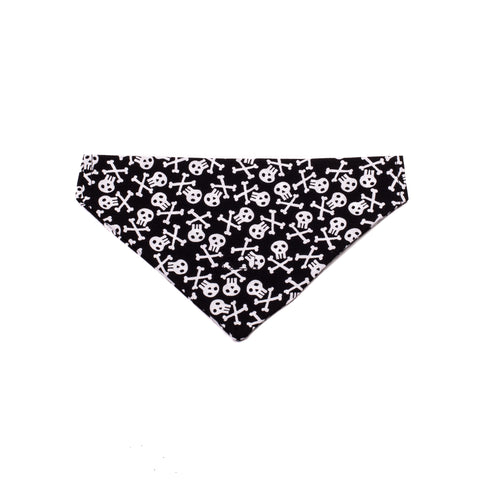 Slip On Skull and Crossbones Bandana